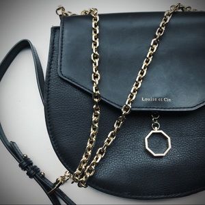LOUISE ET CIE Jael Leather Black & Gold Crossbody✨